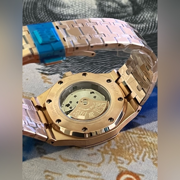 Men’s Luxury Automatic Stainless Steel Watch Rose Gold White Textured Dial 41mm - Picture 5 of 5